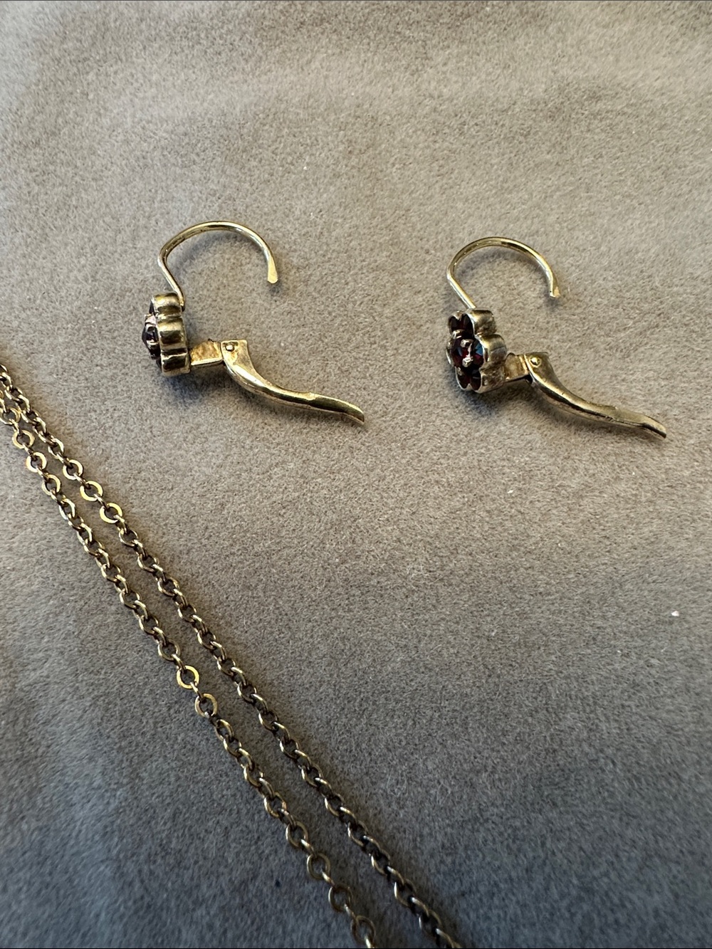 Garnet-Red Floral Cluster Necklace and Earring Set - Gold Tone - Picture 6 of 8